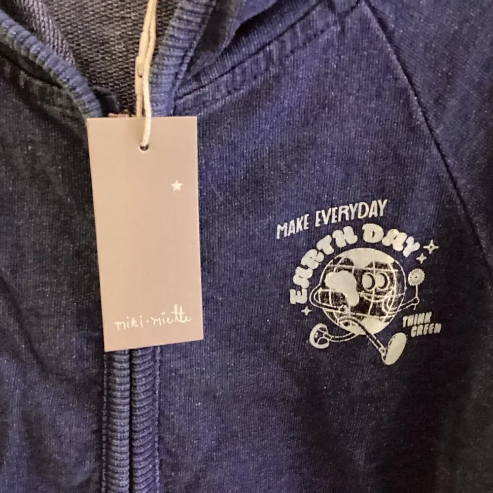 NWT. Miki Miette Brand Boys Size 6 Indigo Hoodie with Think Green Message